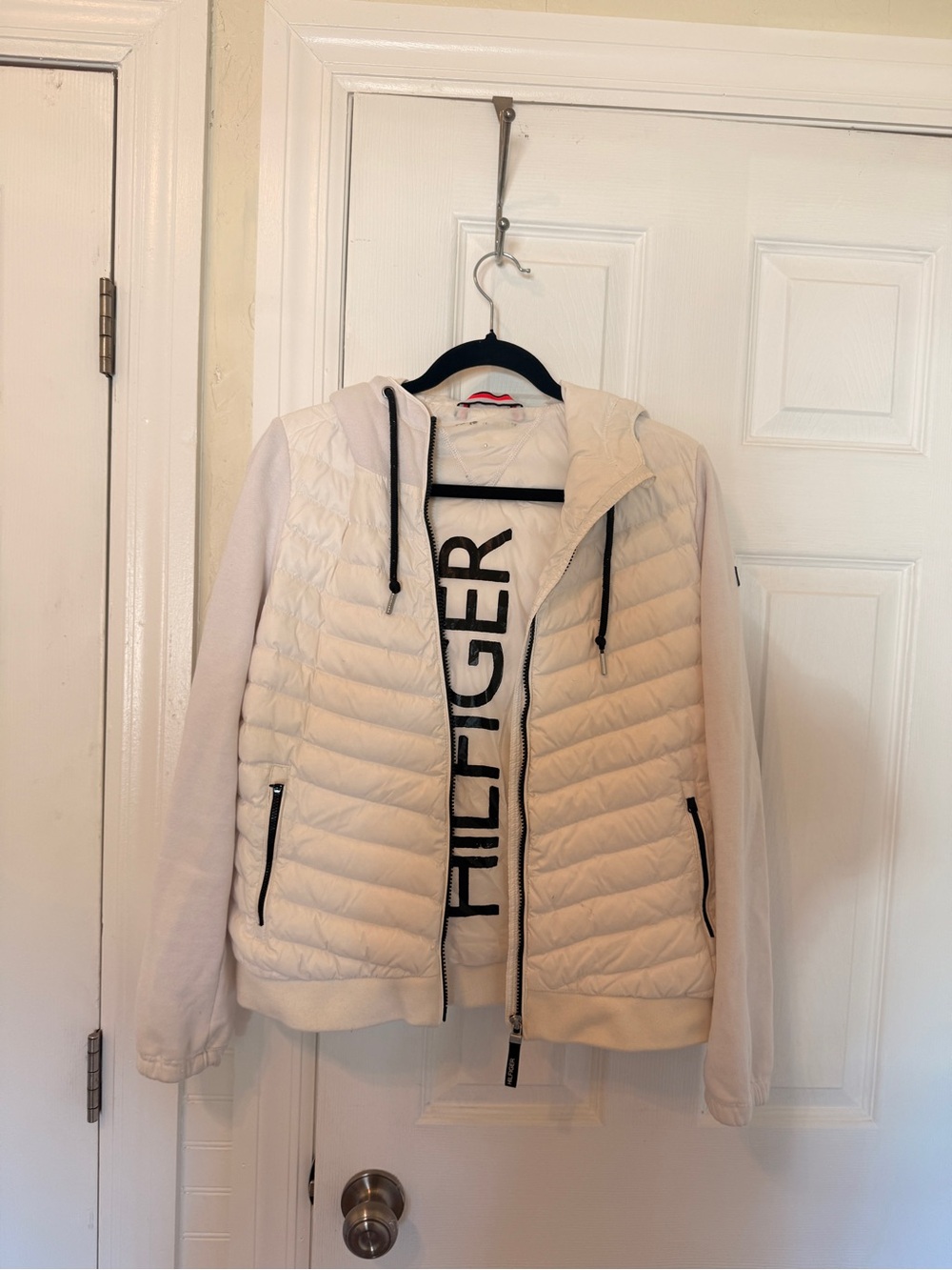 Tommy Hilfiger Cream Quilted Hoodie with Contrast Logo